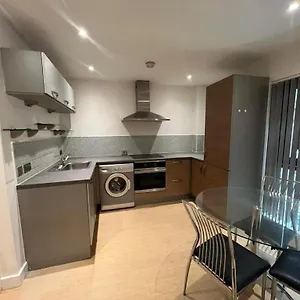 1 Bedroom Flat - Lace Market Apartment